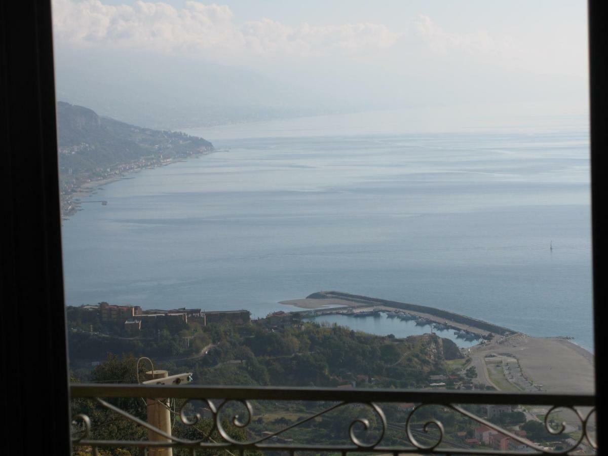 Azienda Agrituristica Le Terre Di San Leonardo Cetraro Exterior foto